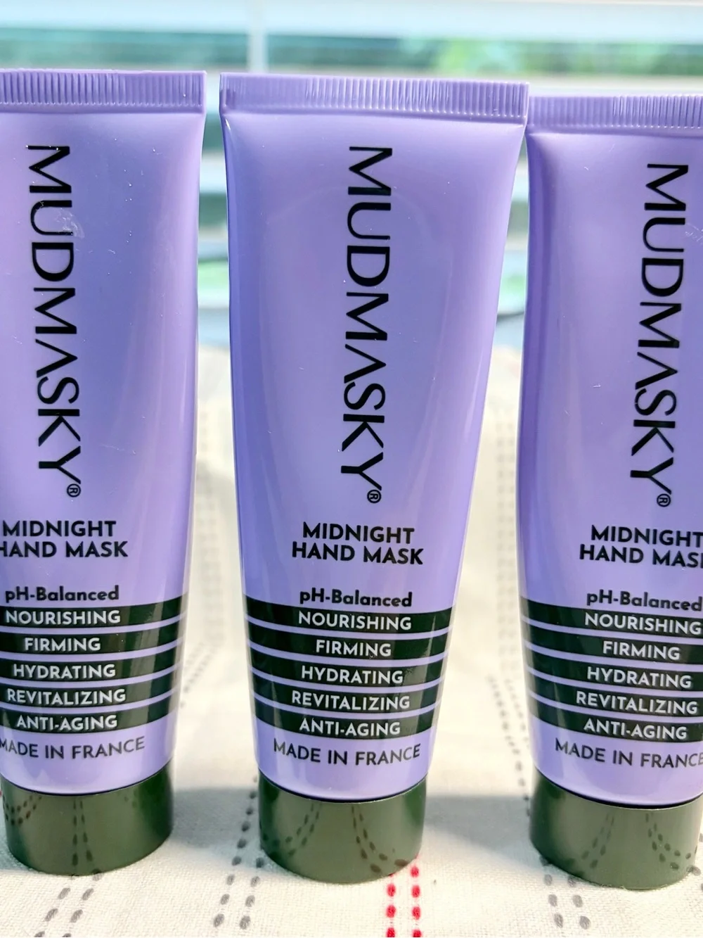 Mudmasky Midnight Hand Mask Nourishing Hand Treatment